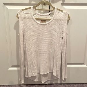 Waffle Cold Shoulder Chaser Long Sleeve Tee